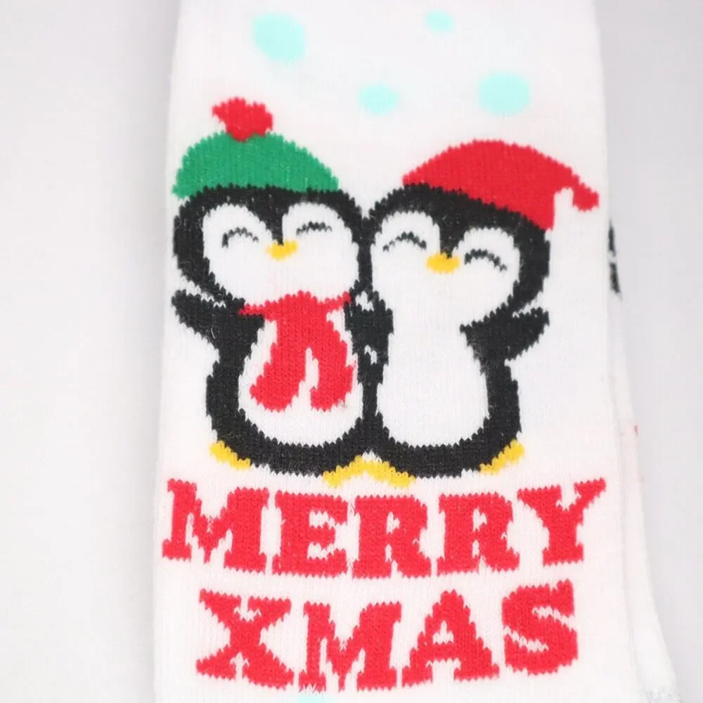 Unbranded penguin holiday